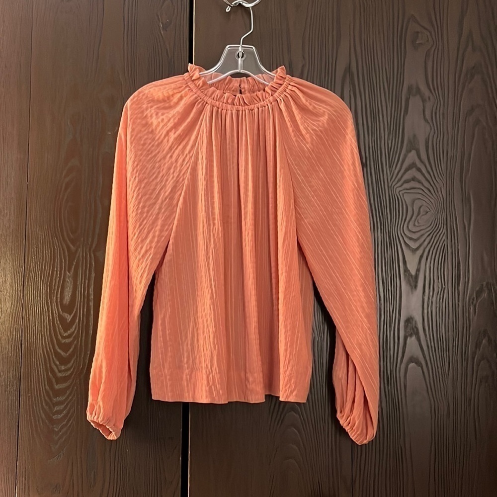 Prologue dark melon lightweight blouse. Gathered neck and cuffs. Size XS